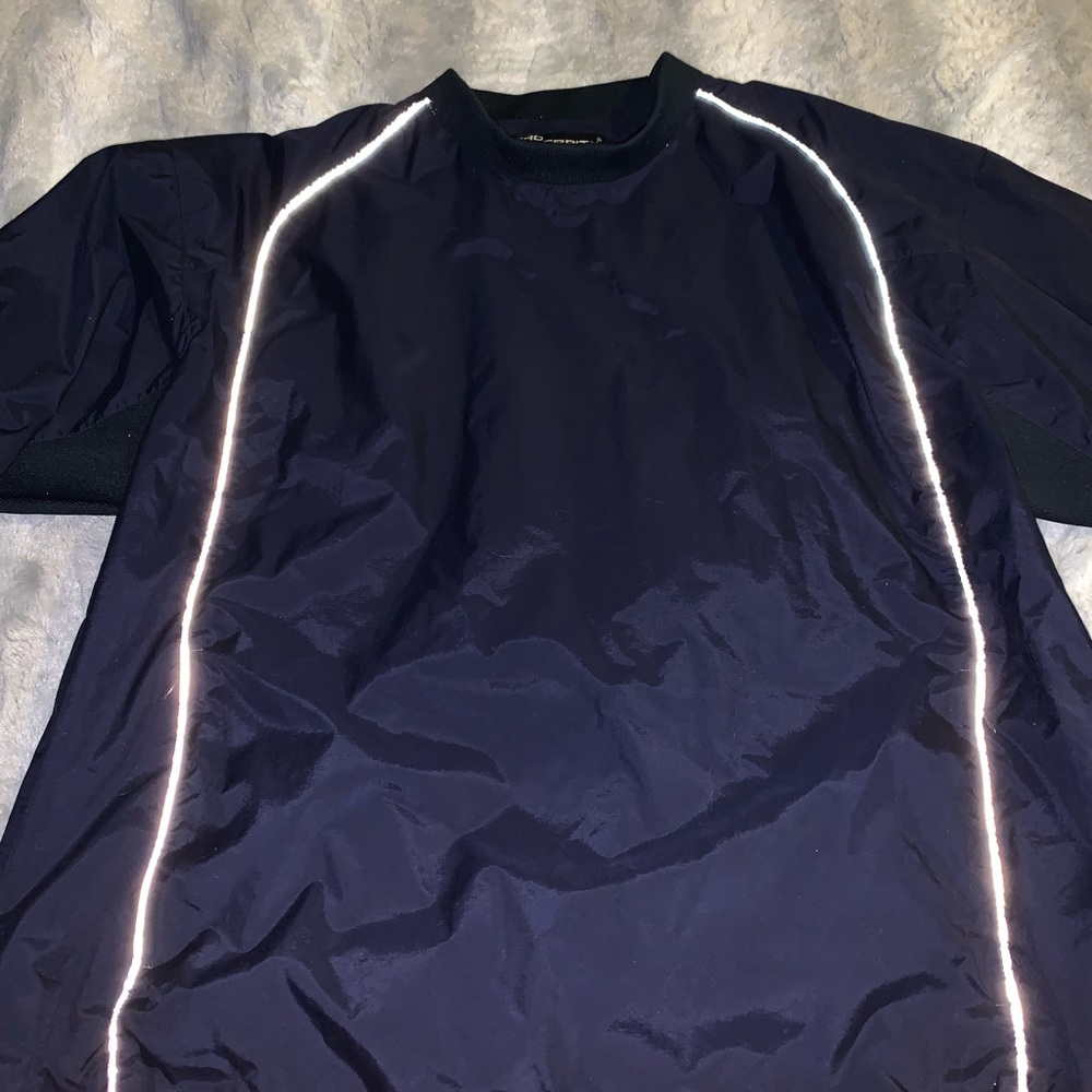 Pro celebrity water resistant running pullover